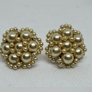 Vintage Screwback Pearl Cluster Earrings
